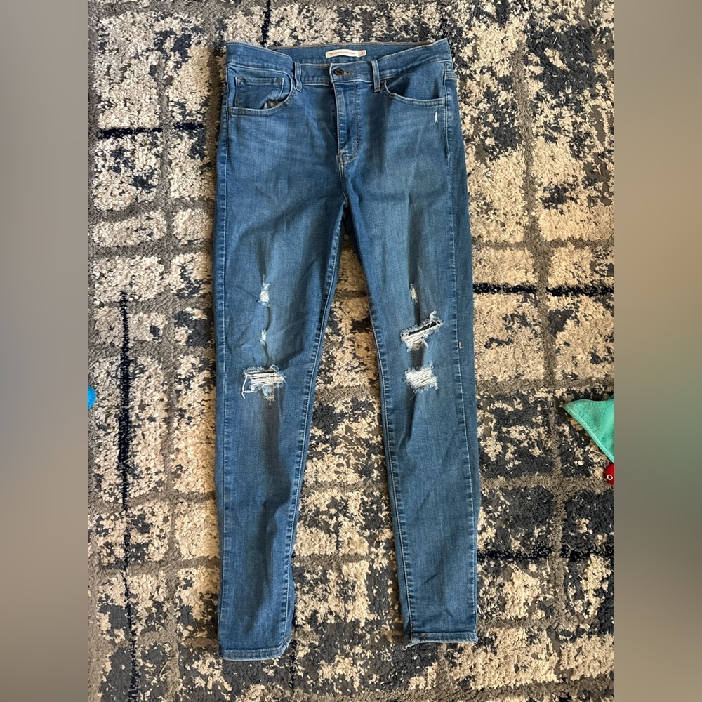 Women's Medium Blue Distressed Skinny Jeans